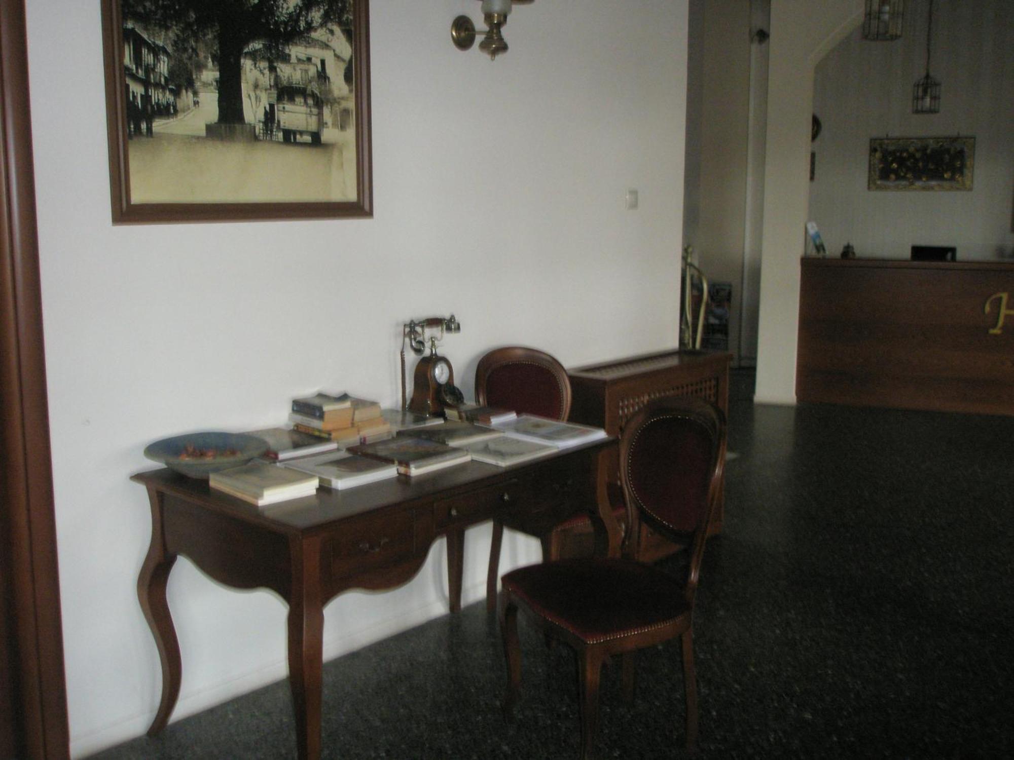 Byzantion Hotel Mystras Luaran gambar
